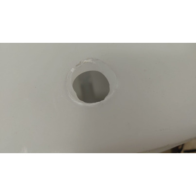 ATTENTION Produit imparfait | Réservoir d'eau potable 95L - Passage de roue universel ( AVEC BUSE DE SORTIE ) - APLAST